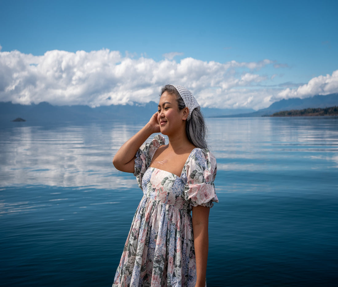 Stunning Floral Outfits For A Day Out