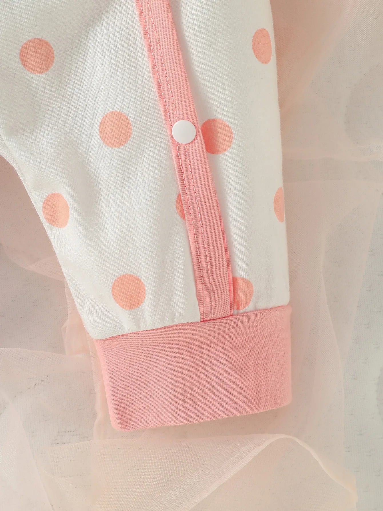 4PCS  Newborn Baby girl lovely and sweet Polka dot printingPatch Bear  autumn Cute jumpsuits+Hat+Bib